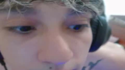 xxherozxx online show from February 25, 8:54 pm