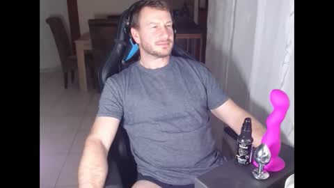 xxmettexx online show from March 2, 9:30 pm