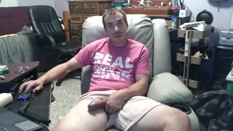 xxScubaStevexx online show from October 28, 2:47 am