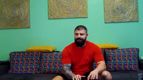 Xtream Leonard online show from January 15, 12:15 pm