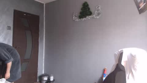 xxxdonpuiuuxxx online show from December 20, 10:00 am