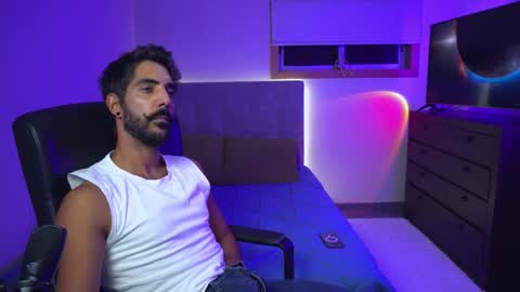 xxxhabibi online show from October 7, 9:19 pm