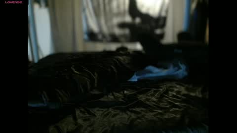 xxxjrstrokesxxx online show from November 17, 8:12 pm