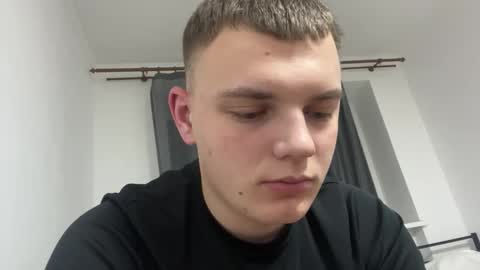 Leo online show from February 21, 9:16 pm