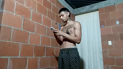 Yajz online show from September 19, 8:04 am