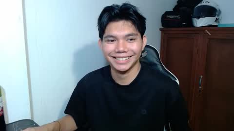 Eian online show from December 2, 10:13 pm