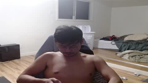 Snapshot of yawnimhorny chatting on February 15, 7:27 am yawnimhorny online show from February 15, 7:27 am