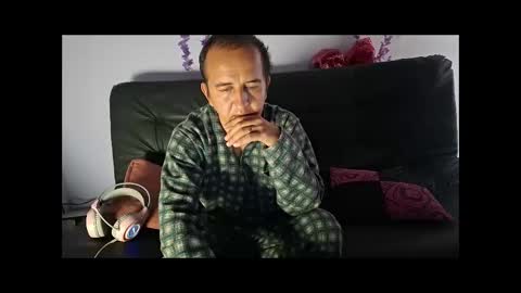 Hazzan online show from December 22, 1:08 pm