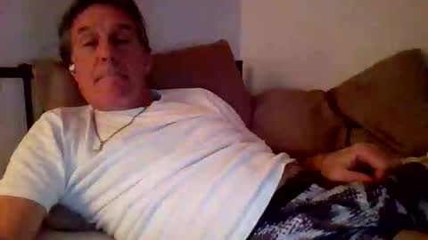 yeah_baby6988 online show from December 5, 12:40 am