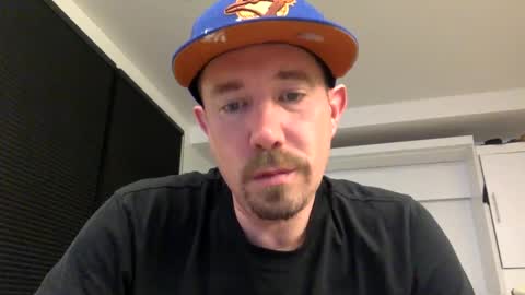 Snapshot of yesplesae chatting on March 12, 2:52 am yesplesae online show from March 12, 2:52 am