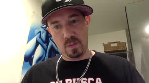 Snapshot of yesplesae chatting on December 8, 5:07 am yesplesae online show from December 8, 5:07 am