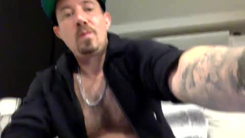 Snapshot of yesplesae chatting on December 6, 4:03 am yesplesae online show from December 6, 4:03 am