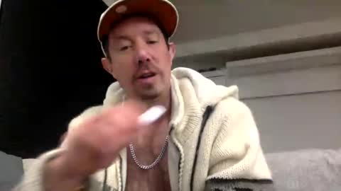 Snapshot of yesplesae chatting on February 3, 8:24 am yesplesae online show from February 3, 8:24 am