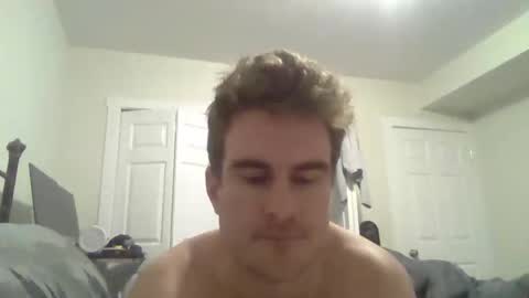 yesqueenyesqueen online show from January 17, 9:45 am