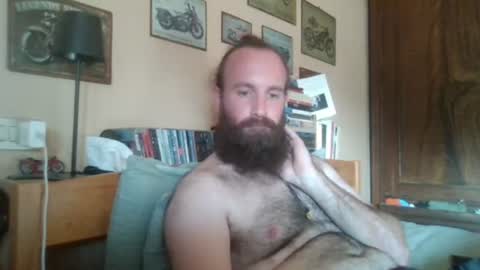 yeti_92 online show from August 6, 4:24 pm