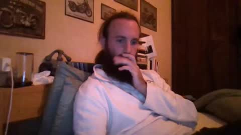 yeti_92 online show from October 10, 4:56 pm