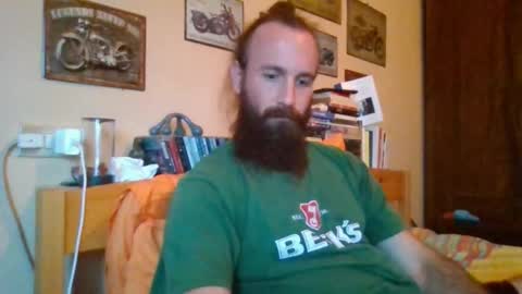 yeti_92 online show from September 25, 4:39 pm