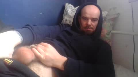 yewloo online show from March 9, 10:52 am