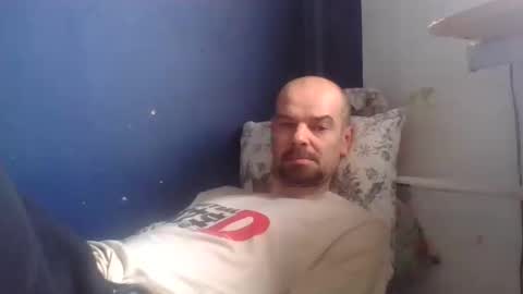 yewloo online show from February 28, 10:30 am