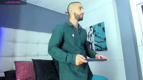 Yiyo online show from October 9, 4:06 am