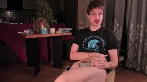 Max online show from January 16, 4:48 am