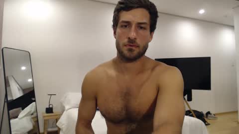 Yoooups online show from October 17, 4:49 am