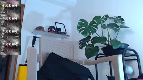 Enzo online show from February 25, 1:30 am