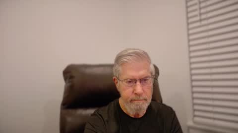 Colorado Guy Straight online show from November 13, 2:38 am