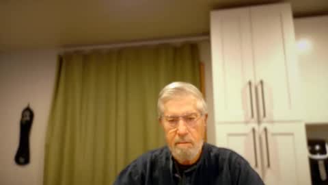 Colorado Guy Straight online show from October 31, 1:36 pm