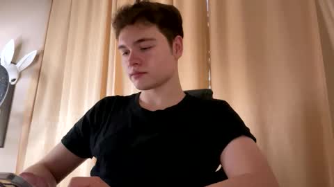 your_bunny123 online show from January 16, 2:09 pm