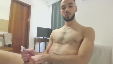 Made in GR  a 90s man online show from September 21, 10:15 am