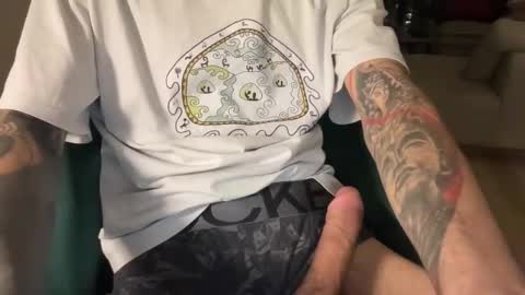 yourboo25 online show from October 19, 5:38 pm