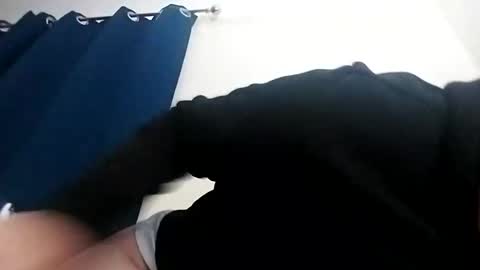 yourdaddy555086 online show from December 1, 8:45 pm