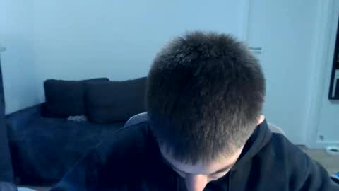 Snapshot of yourethan chatting on October 22, 8:23 pm yourethan online show from October 22, 8:23 pm