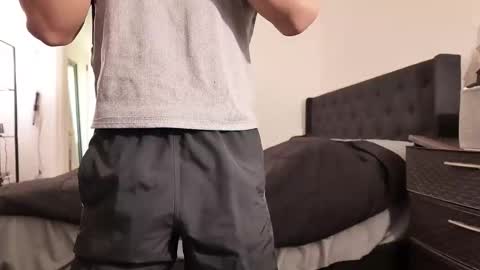 yourguuy21 online show from April 22, 7:51 pm