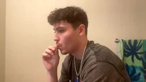 yungstudbev online show from December 31, 9:50 pm