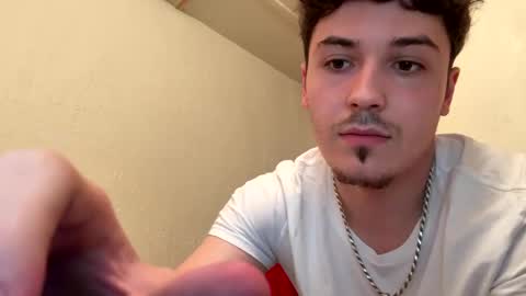 yungstudbev online show from September 22, 5:18 am