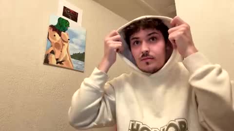 yungstudbev online show from November 1, 11:31 pm