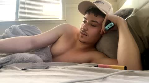 yungstudbev online show from February 28, 8:39 pm