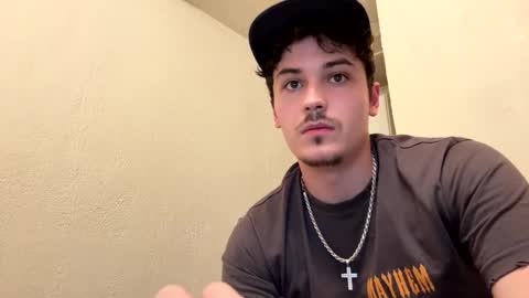 yungstudbev online show from October 15, 4:20 am