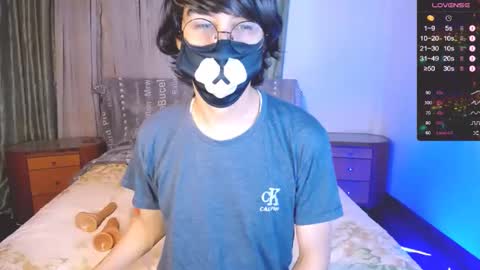 the puppy boy online show from December 10, 3:52 am