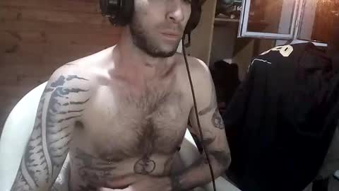 Yuumi online show from November 4, 6:03 am