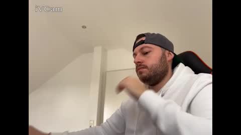 TheZac online show from October 29, 10:40 am