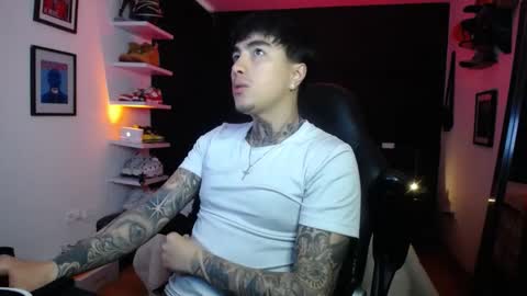 zac_muller1 online show from October 8, 1:48 pm