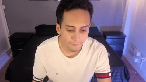 zack_isback online show from April 29, 9:43 pm