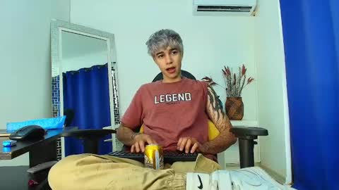 zack online show from February 27, 8:20 pm