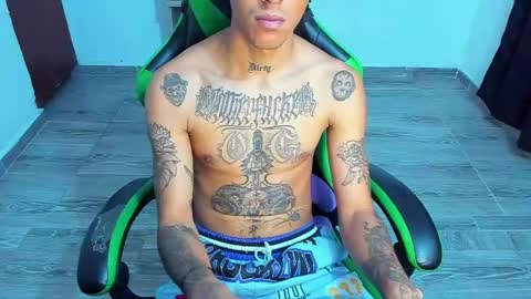 BiG Zafiro online show from April 7, 12:27 pm