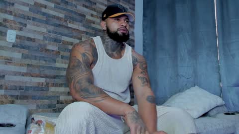 INSTAGRAM yormanfit7 online show from February 4, 12:55 pm