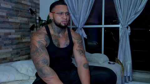 INSTAGRAM yormanfit7 online show from December 7, 11:12 pm