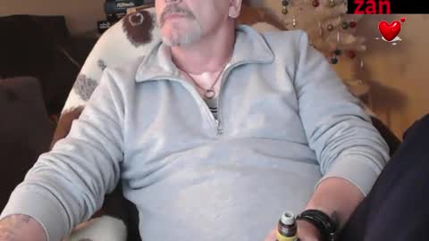 zander007 online show from March 12, 3:51 pm